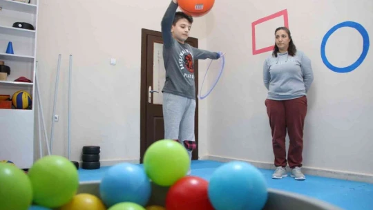 Vakıf Kurarak Hayatlarını Otizmli Bireylere Adadılar