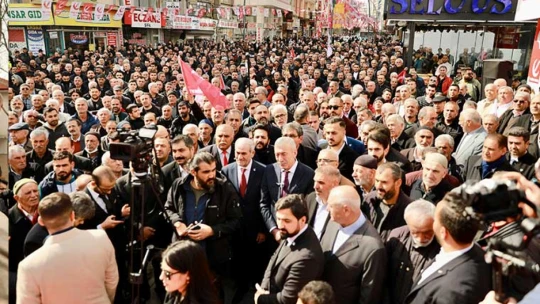 Yeniden Refah'tan Miting Gibi SKM Açılışı
