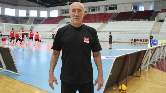 Filenin Efeleri, Slovakya maçına Elazığ'da hazırlanıyor