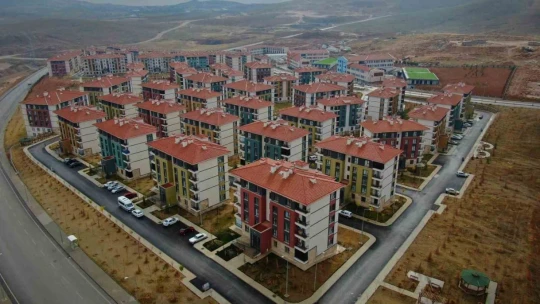 Fırsatçılar yine iş başında, Elazığ'da 800 liralık kiralar 4 bine çıktı