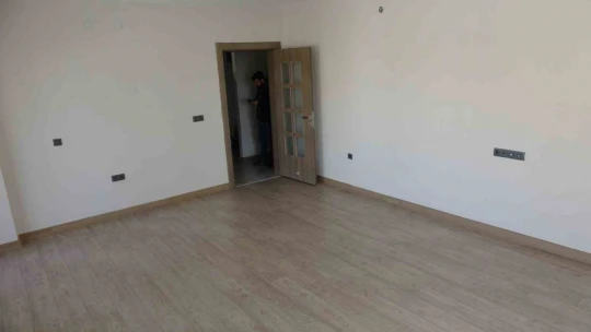 Fırsatçılara örnek olacak davranış, evlerini depremzedelere ücretsiz tahsis ettiler