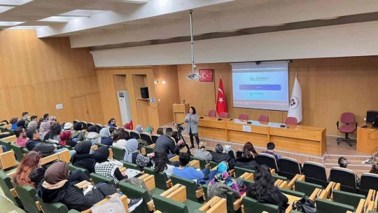 FÜ'de sıfır atık eğitimi verildi