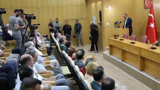 FÜ'de 15 Temmuz Konferansı düzenledi