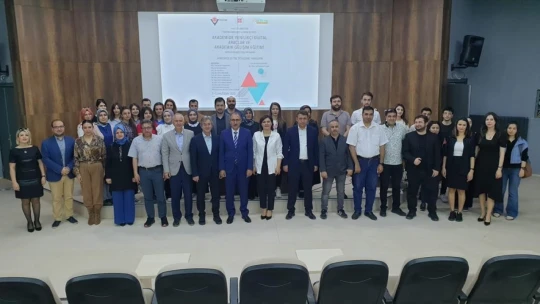 FÜ'de akademik gelişim eğitimi verildi