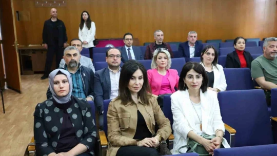 FÜ'de başarılı akademisyenler ödüllendirildi