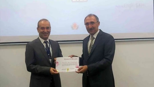 FÜ'de proje hazırlama eğitimi başladı