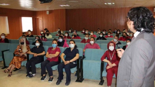 FÜ Hastanesi çalışanlarına meslek hastalıkları semineri