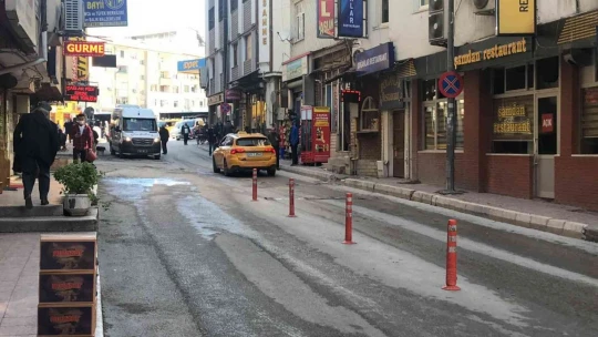 Garsonlarla tartıştı, silahlanıp mekana geri geldi, yanlışlıkla arkadaşını öldürdü