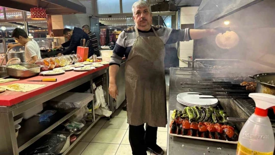Gastronomi kenti Elazığ'da iftar menüsünün vazgeçilmezi saç tava oldu