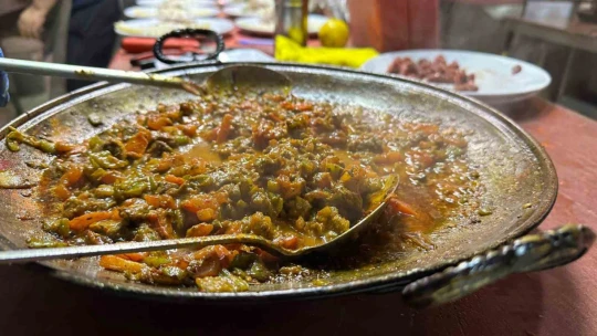 Gastronomi kenti Elazığ'da iftar menüsünün vazgeçilmezi saç tava oldu
