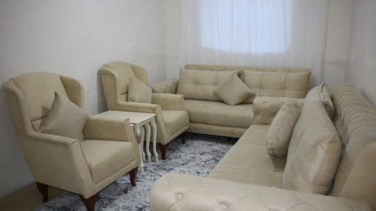 Gençlerden alkışlanacak hareket, 3 çocuk annesine ev sürprizi
