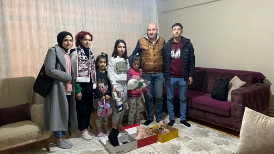 Gençlik 23'ün kampanyası yürekleri ısıttı