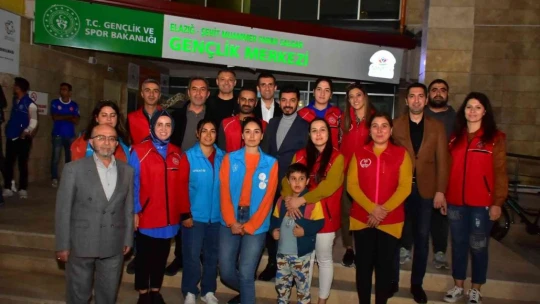Gençlik Hizmetleri Genel Müdürü Topoğlu Elazığ'da gençlerle buluştu