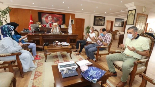 Gürcü kadın Elazığ'da Müslüman olup Elif ismini aldı