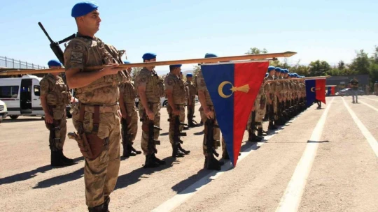 Gurur ve hüzün bir arada: Komandolar Suriye'ye uğurlandı