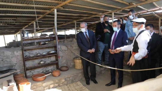 Harput Kalesinde zindan, kürsübaşı ve kutsal alan ziyarete açıldı