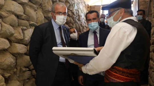 Harput Kalesinde zindan, kürsübaşı ve kutsal alan ziyarete açıldı