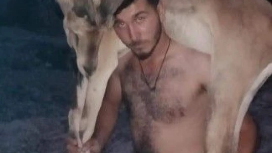 Hasta yaban keçisini 3 kilometre sırtlarında taşıdılar