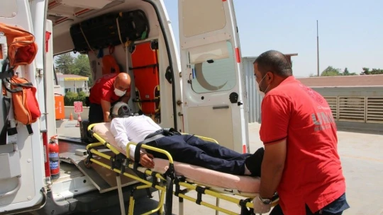 Hastanede gerçeği aratmayan yangın ve deprem tatbikatı
