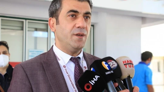 Sağlık Çalışanlarını Görünce Gözyaşlarına Hakim Olamadı