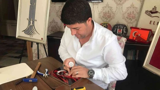 Hobi olarak başladığı filografi sanatında, devlet sanatçısı oldu