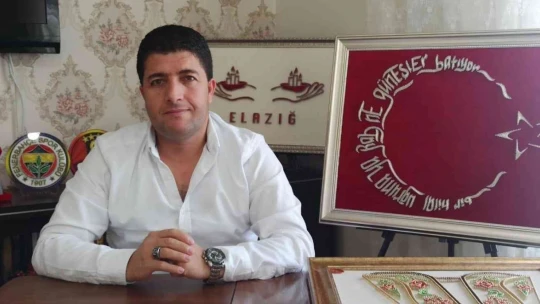 Hobi olarak başladığı filografi sanatında, devlet sanatçısı oldu