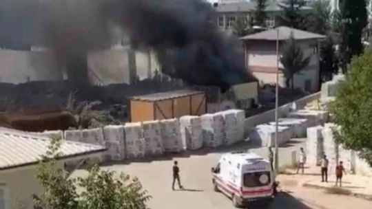 İBB Başkanı İmamoğlu'nun Elazığ'da yaptıracağı okulda yangın