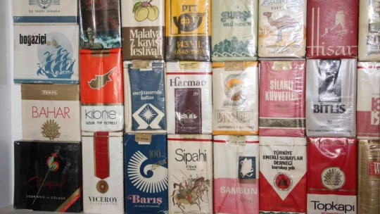 İçmediği sigaraların koleksiyonunu yapıyor