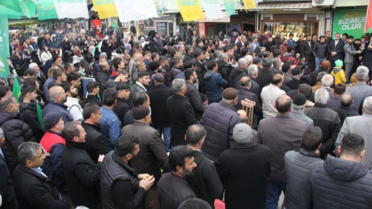HÜDA PAR Genel Başkanı Yapıcıoğlu`nun Kovancılar Halk Buluşması Mitinge Dönüştü