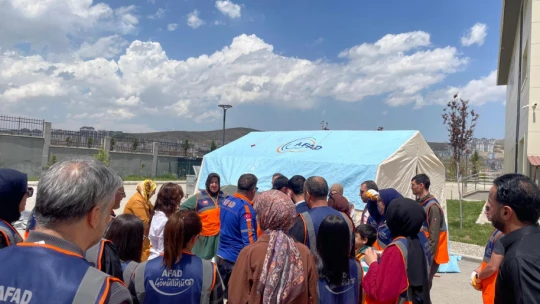 Elazığ AFAD İl Müdürlüğü Gönüllüleri Sahaya Hazırlıyor