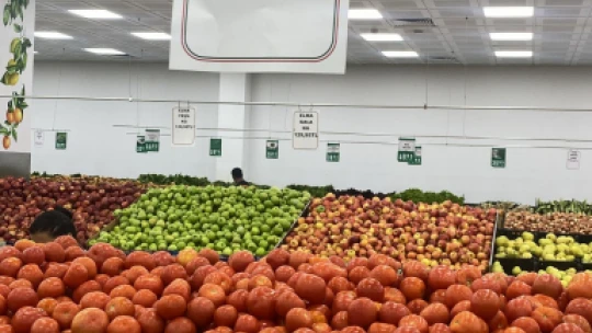 Elazığlı Vatandaş Kıbrıs'taki Fiyatları Görünce Şaşırdı