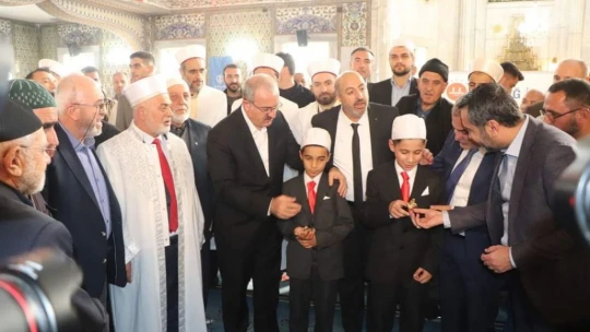 İzzetpaşa Camii'nde hafızlık icazet merasimi yapıldı