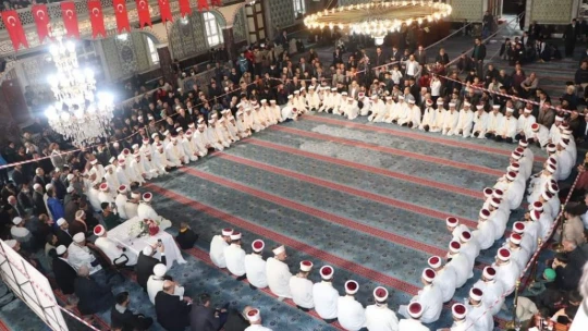 İzzetpaşa Camii'nde hafızlık icazet merasimi yapıldı