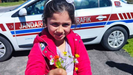 Jandarmadan öğrencilere trafik eğitimi