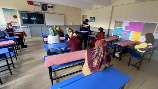 Jandarmandan kadın ve çocuklara seminer