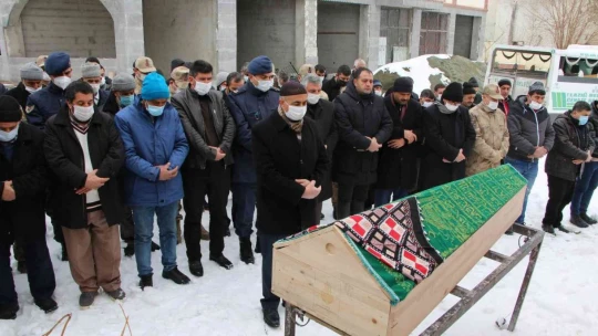 Jandarmayla yaşadığı 'bayram harçlığı' diyaloğuyla gönüllere taht kurmuştu, acı haberi geldi