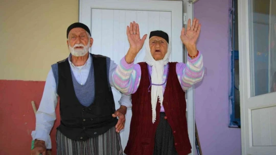 Jandarmayla yaşadığı 'bayram harçlığı' diyaloğuyla gönüllere taht kurmuştu, acı haberi geldi