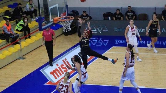 Kadınlar Basketbol Süper Ligi: Elazığ İl Özel İdare: 46 - Fenerbahçe: 105