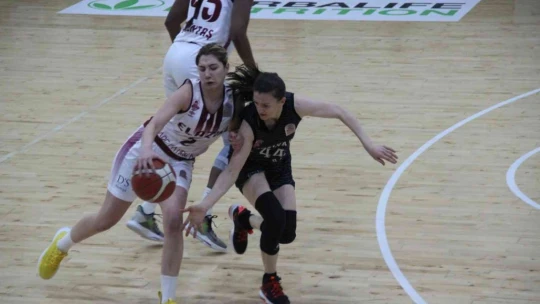 Kadınlar Basketbol Süper Ligi: Elazığ İl Özel İdare: 60 - Antalya 07 Basketbol: 67