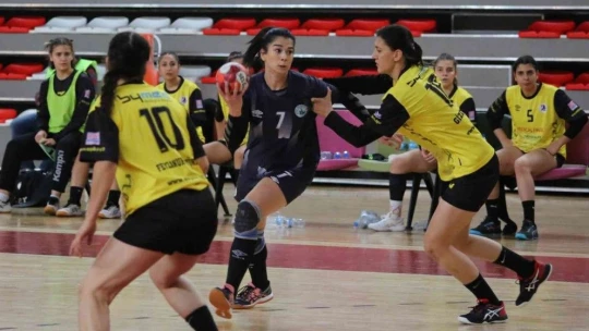 Kadınlar Hentbol 1. Ligi: Sivas Belediyespor: 27 - Elazığ Sosyal Yardımlaşma Spor Kulübü: 22
