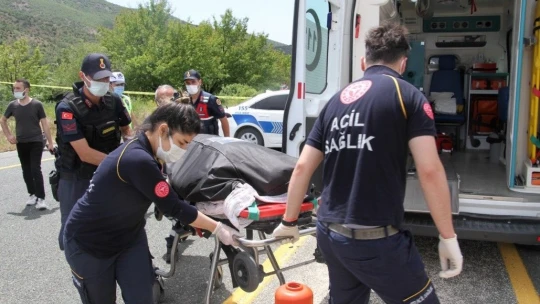 Karı kocayı trafik kazası ayırdı