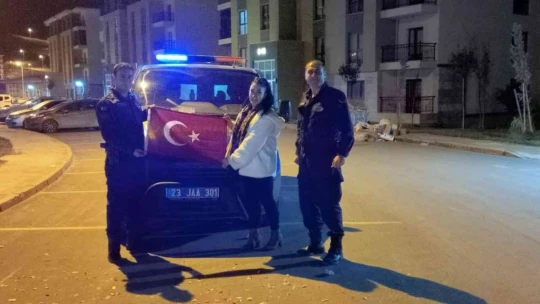 Kavga ihbarına giden jandarmaya pastalı kutlama
