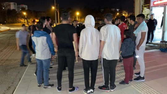 Kavga ihbarına giden polise davul ve klarnet eşliğinde halaylı sürpriz