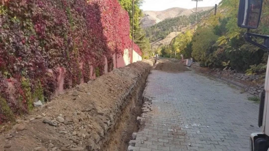 Keban'da doğal gaz hattı çalışmaları başladı
