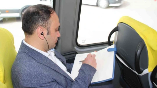 Minibüse binmeden yazamıyor 'Atla Gel Şaban' filmi Elazığ'da gerçek oldu