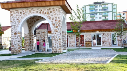 Kent Köy'e Vatandaşlardam Yoğun İlgi
