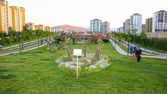 Kent Köy'e Vatandaşlardam Yoğun İlgi