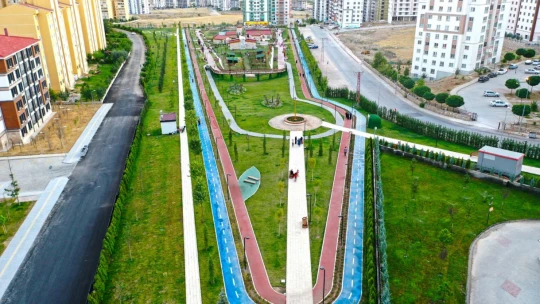 Kent Köy'e Vatandaşlardam Yoğun İlgi