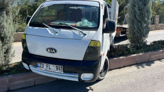 Kesimhaneden 1 milyon lira değerinde soğutucu çalan 3 şüpheli, kaçmaya çalışırken yakalandı