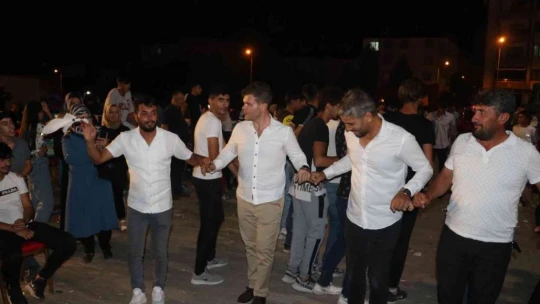 Kovancılar 5. Kültür Şenliği renkli görüntüler oluşturdu
